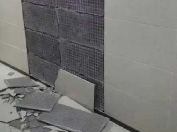 洛宁瓷砖空鼓维修公司分享下洛宁墙砖松动维修的知识